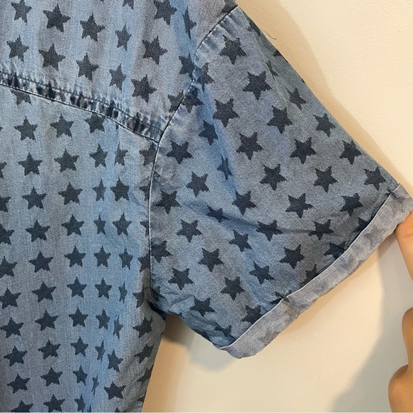 Standard Grace Americana Chambray Top Womens L Blue Star Print Button Down Shirt - Picture 7 of 10